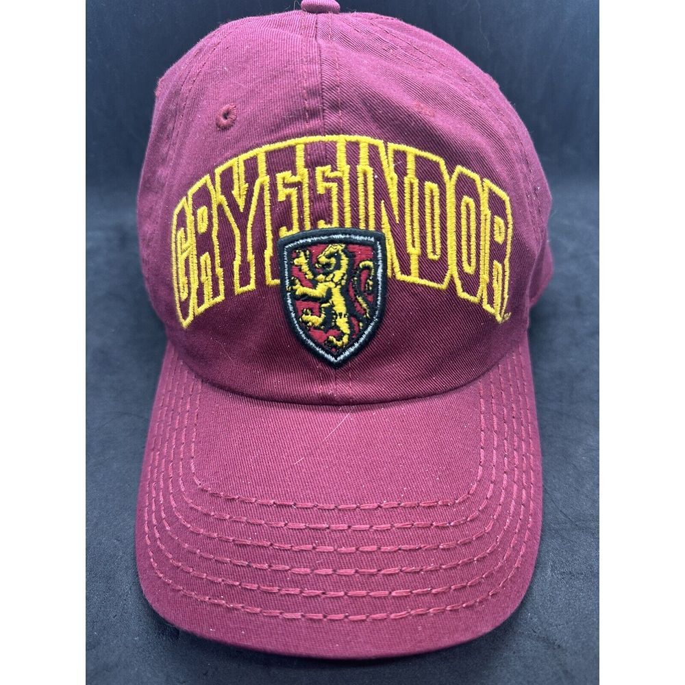 Harry Potter Snapback Hat Crest Gryffindor House Strap back‎ hat OSFM